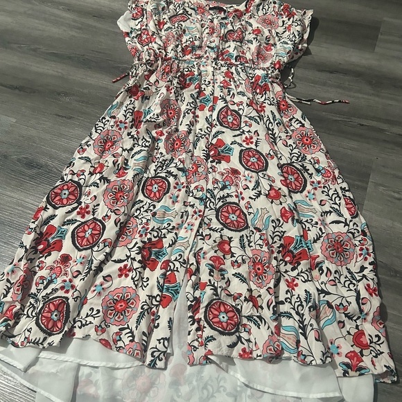 Tahari Dresses & Skirts - Floral women Dress -‎ Multicolor